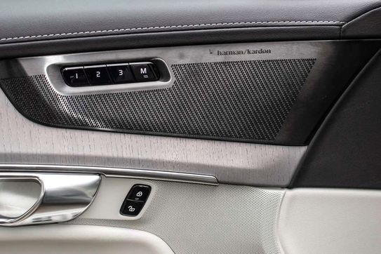 Volvo XC90 B5 AWD Ultra Bright 7os