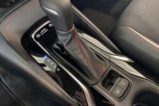 Toyota Corolla GR Sport 1.8 Hybrid