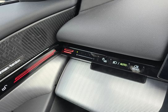 BMW Seria 5 520d xDrive M Sport aut