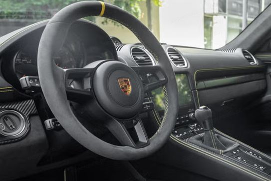 Porsche Cayman 718 Cayman GPF GT4 RS PDK