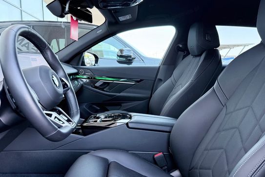 BMW Seria 5 Touring 520d xDrive M Sport