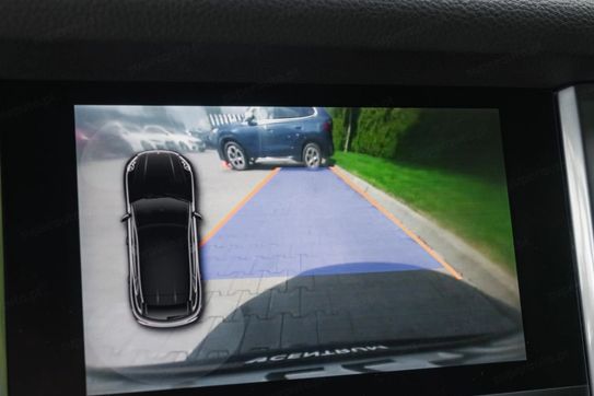 Porsche Macan Standard