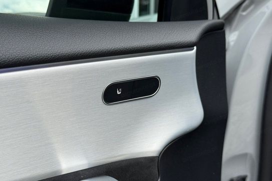 Mercedes CLA Shooting Brake 180 AMG Line