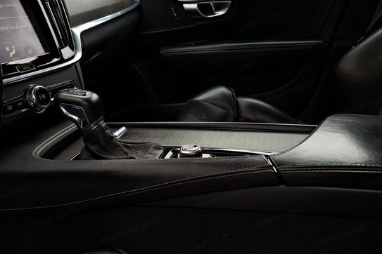 Volvo V90 Cross Country D5 AWD Pro