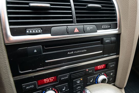 Audi Q7 3.0 TDI DPF quattro Tiptr.