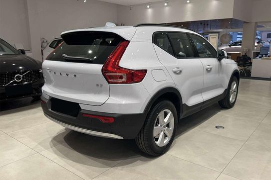 Volvo XC40 B3 Essential