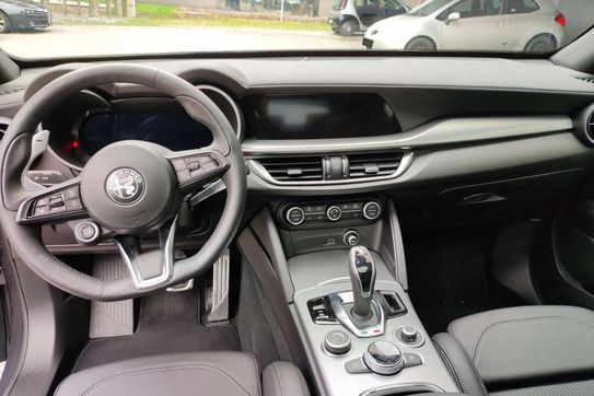 Alfa Romeo Stelvio 2.0 Turbo Veloce Q4