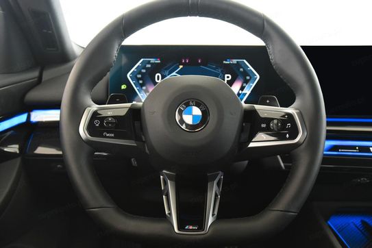 BMW Seria 5 520d xDrive M Sport