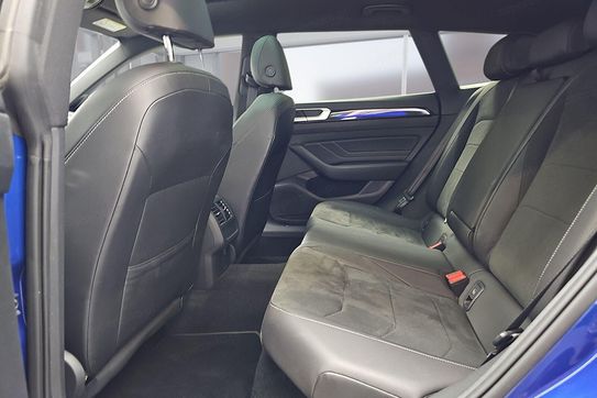 Volkswagen Arteon 2.0 Tdi r-Line Dsg