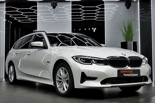 BMW Seria 3 320e PHEV xDrive M Sport aut