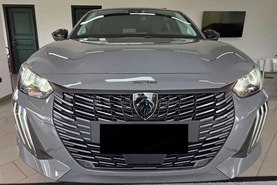 Peugeot 208 Allure e-DCS6  1.2 mHEV