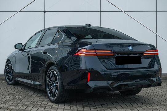 BMW Seria 5 530e M Sport