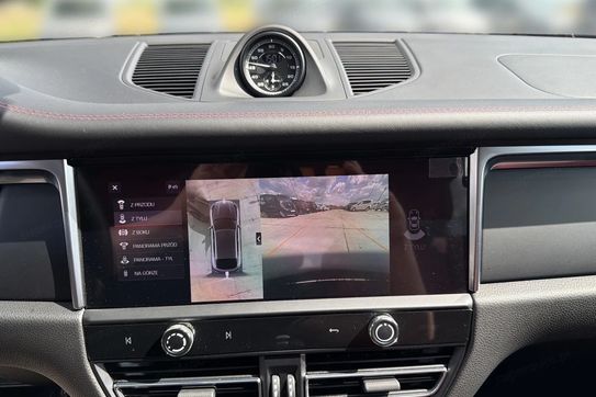 Porsche Macan T