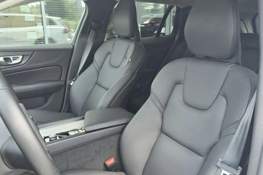 Volvo V60 B4 B Plus Dark aut