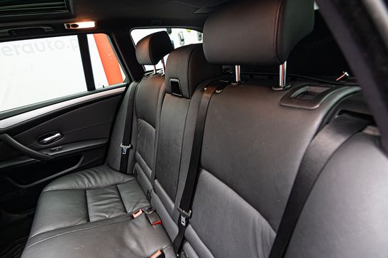 BMW Seria 5 Touring 520d