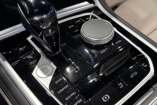 BMW Seria 8 Cabrio 840i xDrive