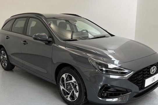 Hyundai i30 Smart 1.6 T-GDI  DCT