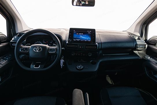 Toyota Proace City Verso Long L2H1 7os AT