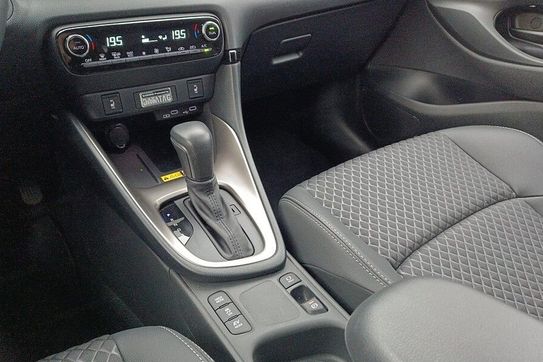 Mazda 2 1.5 Hybrid