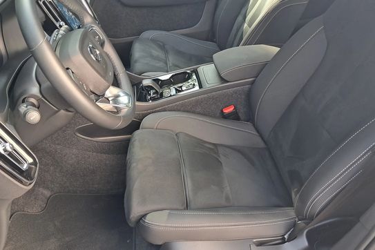 Volvo XC40 B3 Plus Dark
