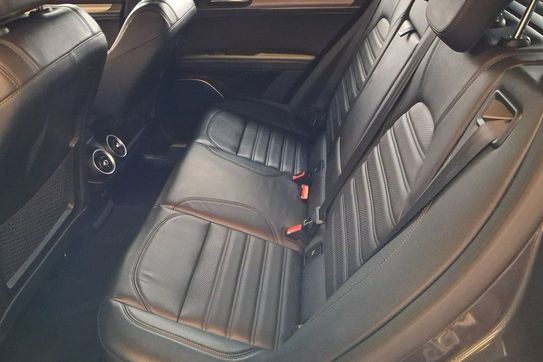 Alfa Romeo Stelvio Turbo Executive Q4