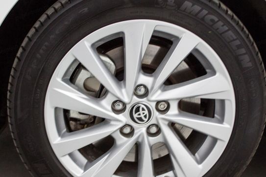 Toyota Camry 2.5 Hybrid Comfort CVT