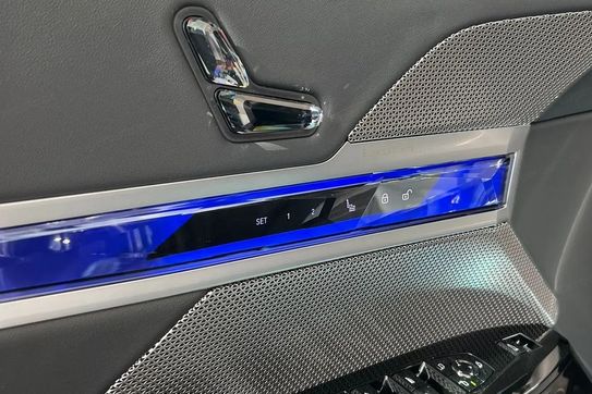 BMW Seria 7 740d xDrive M Sport