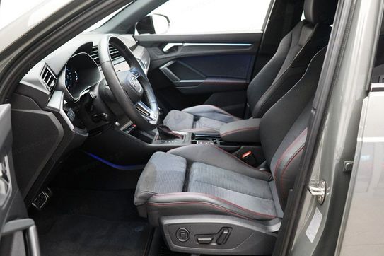 Audi Q3 40 TFSI quattro S Line
