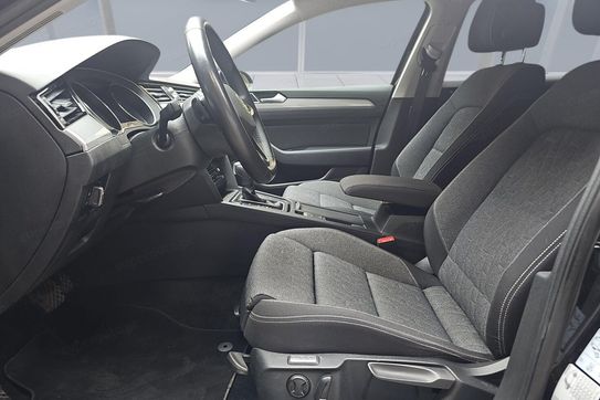 Volkswagen Passat TSI EVO Business DSG