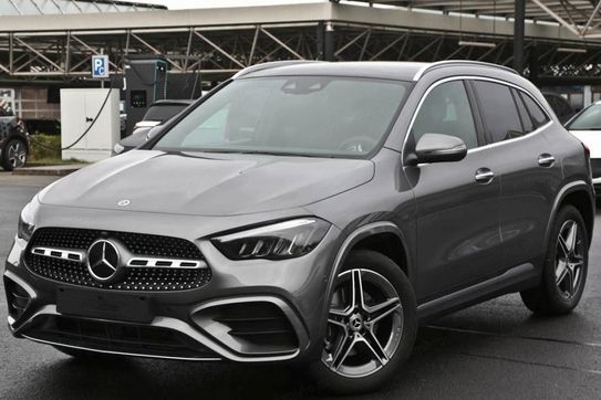 Mercedes GLA 200 AMG Line