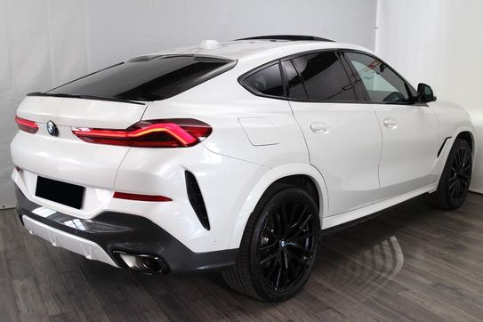 BMW X6 xDrive40d Individual Edition