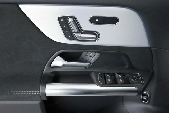 Mercedes GLA 220 4-Matic AMG Line