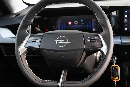 Opel Frontera GS 44kWh