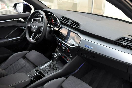 Audi Q3 45 TFSI quattro S-Line S tronic