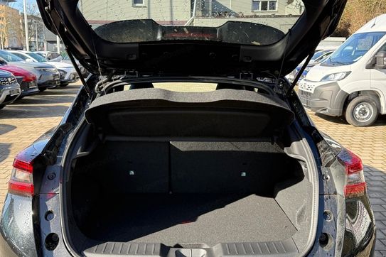 Nissan Juke N-Connecta 1.0 DIG-T AT