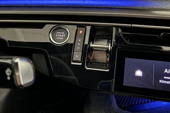 Peugeot 3008 e-3008 Allure 73kWh