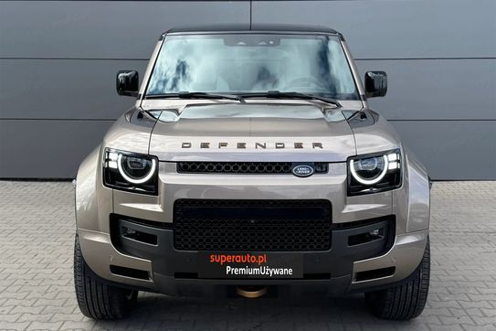 Land Rover Defender 110 P635 V8 mHEV Octa