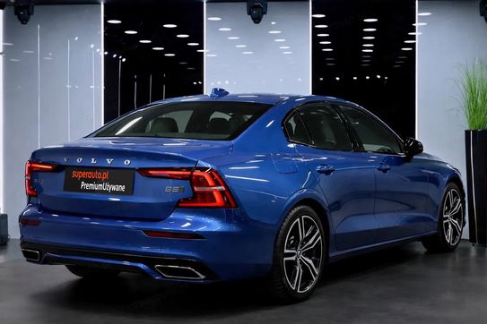 Volvo S60 B5 B AWD R-Design