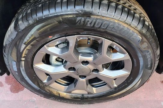 Jeep Avenger Longitude 1.2 Benzyna T3 TURBO