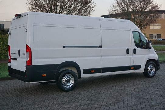 Peugeot Boxer Heavy L4H2 AT8