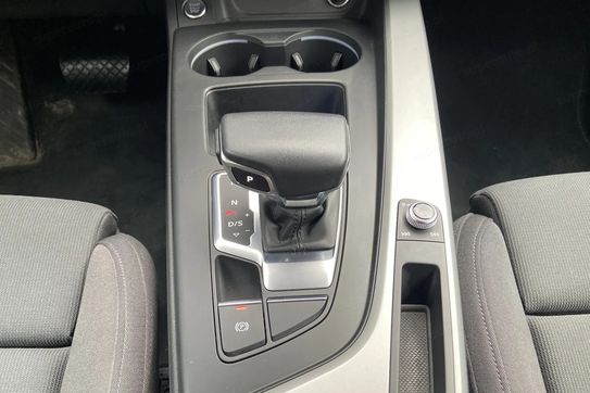Audi A4 40 TFSI mHEV Quattro Advanced S tronic