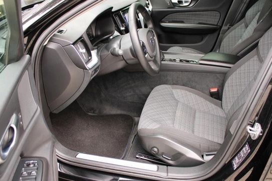 Volvo V60 Cross Country B4 D AWD Core