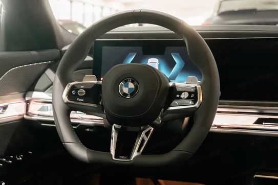 BMW Seria 7 740d xDrive M Sport