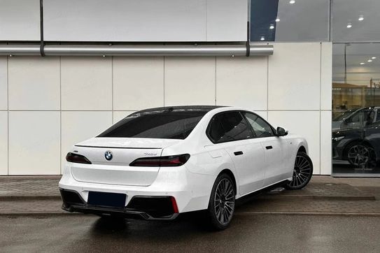 BMW Seria 7 740d xDrive M Sport