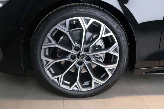 Audi A6 e-Hybrid quattro Avant