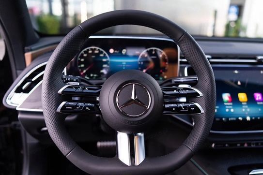 Mercedes Klasa E Estate 220 d 4MATIC AMG Line