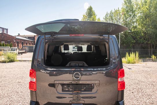 Opel Zafira Life Extra Long L2H1 Business AT8