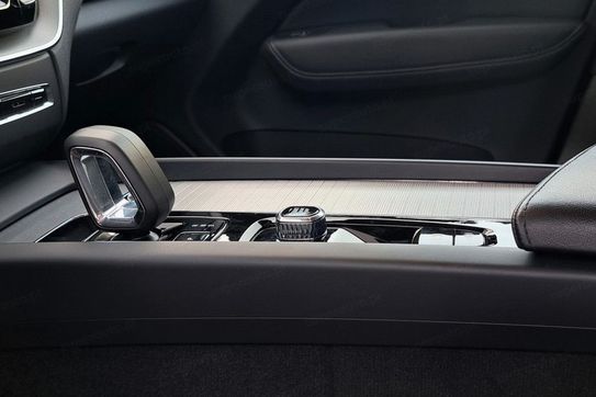 Volvo XC60 B4 D AWD Plus Dark