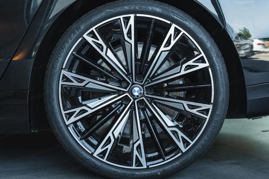 BMW Seria 7 740 xDrive M Sport