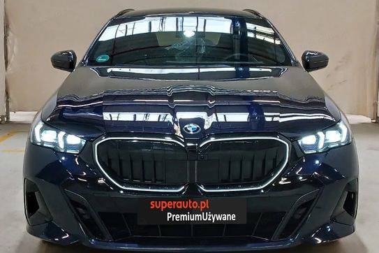 BMW Seria 5 Touring 540d xDrive M Sport